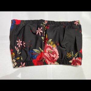 NEW Floral Sleeveless Crop Top